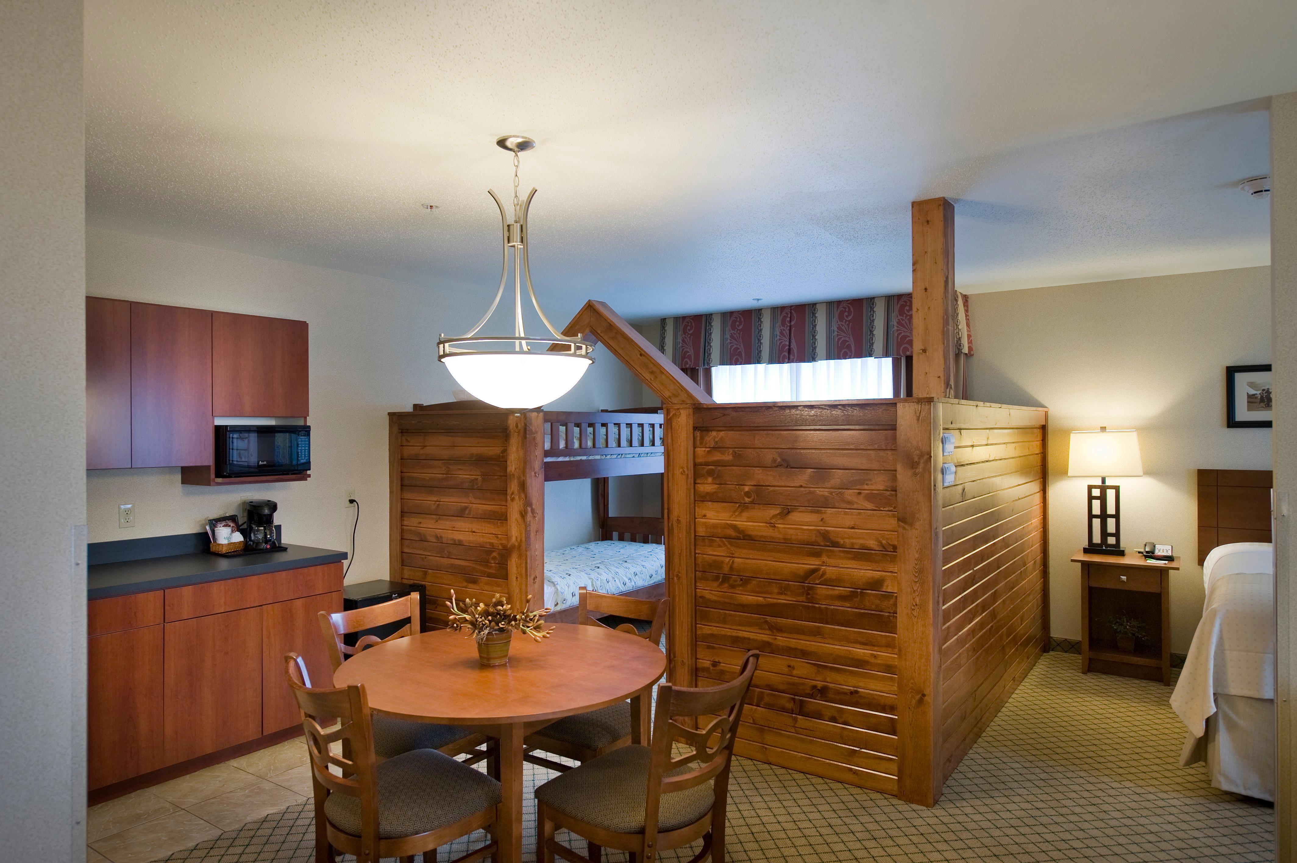 Holiday Inn Purdue - Fort Wayne By Ihg Exterior foto