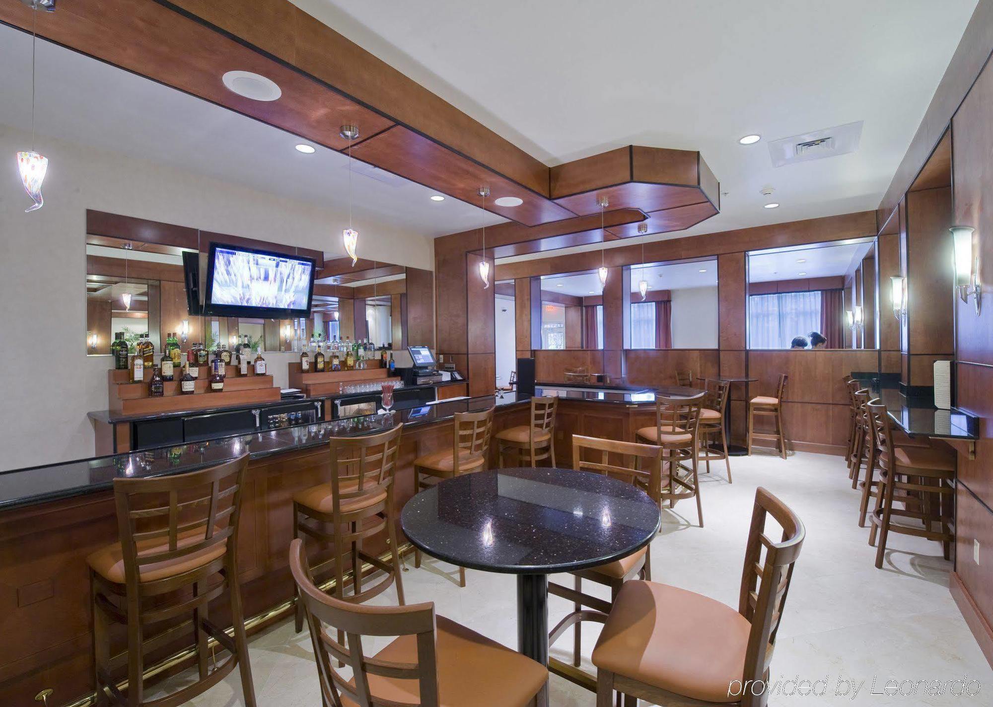 Holiday Inn Purdue - Fort Wayne By Ihg Restaurante foto